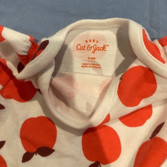 Cat and jack long sleeve top - Picture 2 of 3